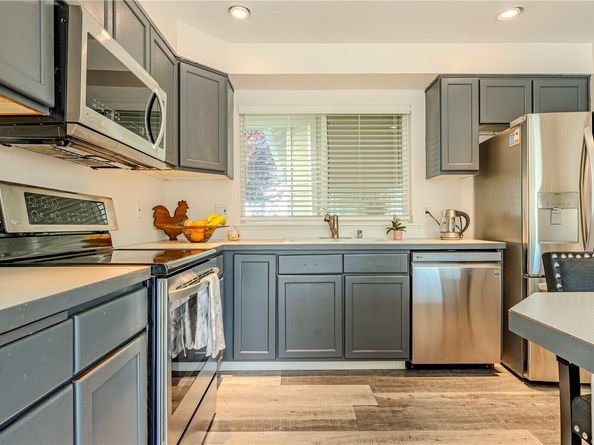 11330 8th Place W B, Everett WA 98204