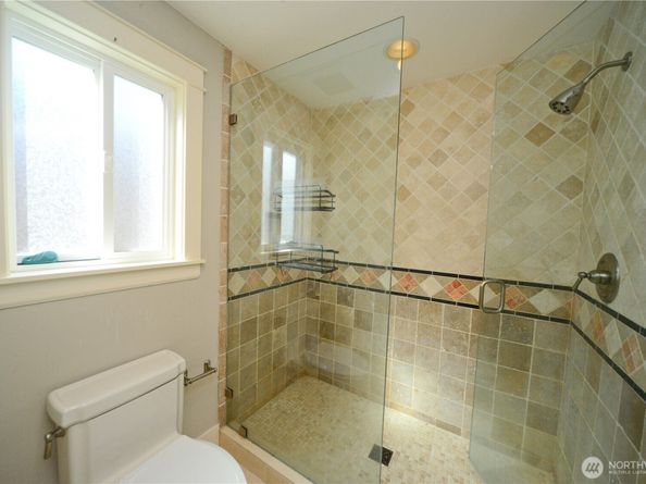 12649 NE 104th Street, Kirkland WA 98033