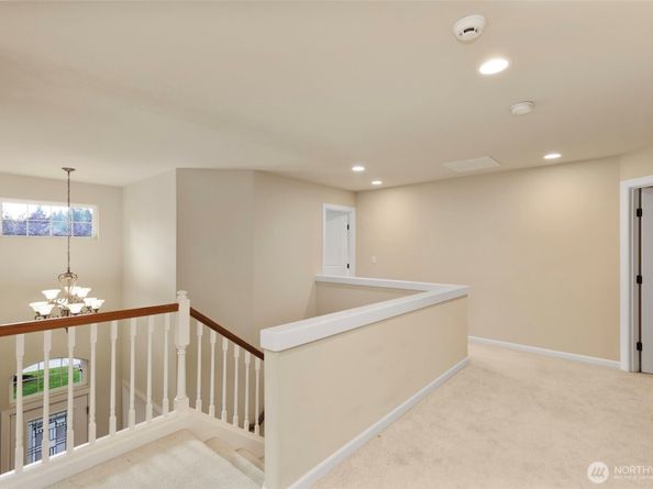 2776 NE Noll Valley Loop, Poulsbo WA 98370