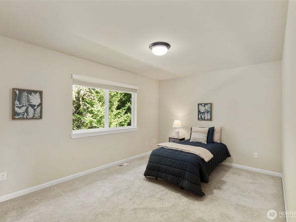 2776 NE Noll Valley Loop, Poulsbo WA 98370