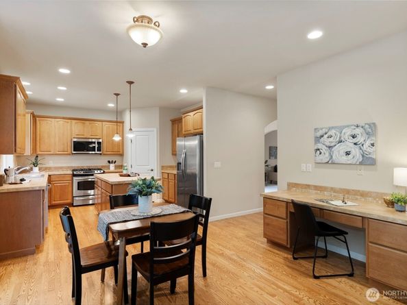 2776 NE Noll Valley Loop, Poulsbo WA 98370