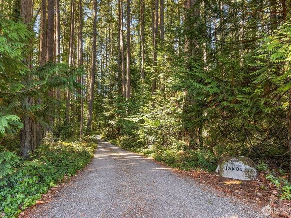13401 Manzanita Road NE, Bainbridge Island WA 98110