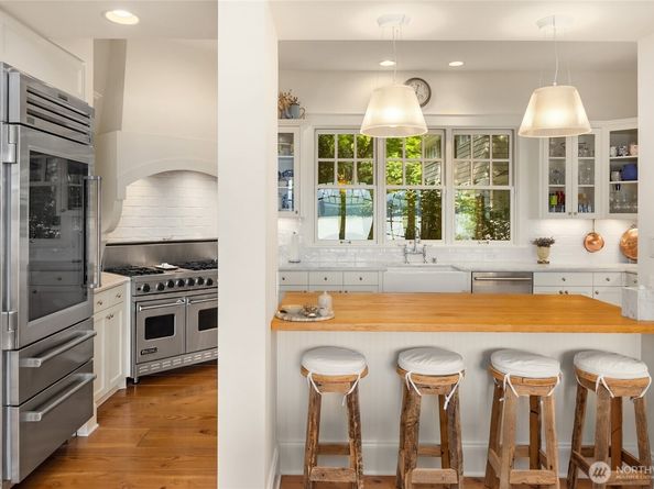 13401 Manzanita Road NE, Bainbridge Island WA 98110