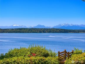 13401 Manzanita Road NE, Bainbridge Island WA 98110