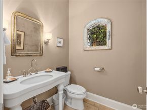 13401 Manzanita Road NE, Bainbridge Island WA 98110