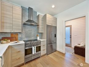 8009 27th Avenue NW, Seattle WA 98117