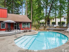 14424 NE 30th Place 29A, Bellevue WA 98007