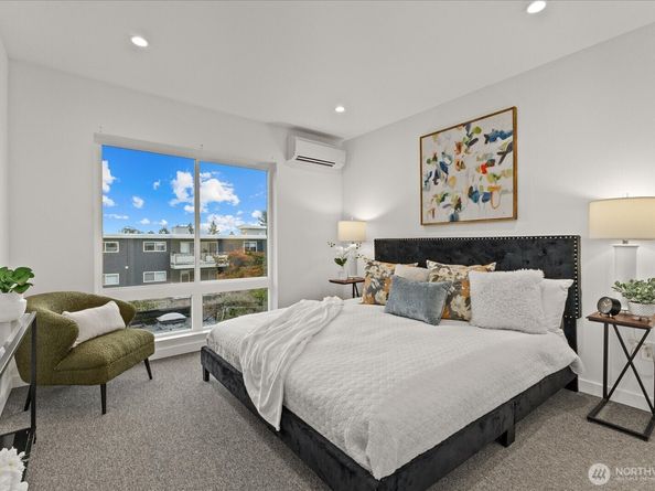 5439 California Avenue SW H, Seattle WA 98136