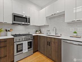 5439 California Avenue SW H, Seattle WA 98136
