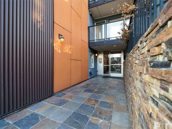 120 NW 39th Street