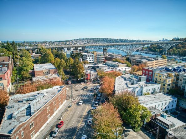 120 NW 39th Street 407, Seattle WA 98107