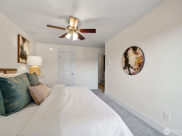 120 NW 39th Street 407, Seattle WA 98107