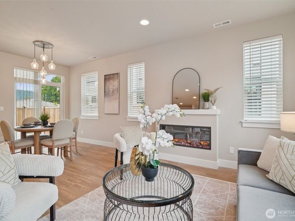 4275 Stossel Avenue, Carnation WA 98014