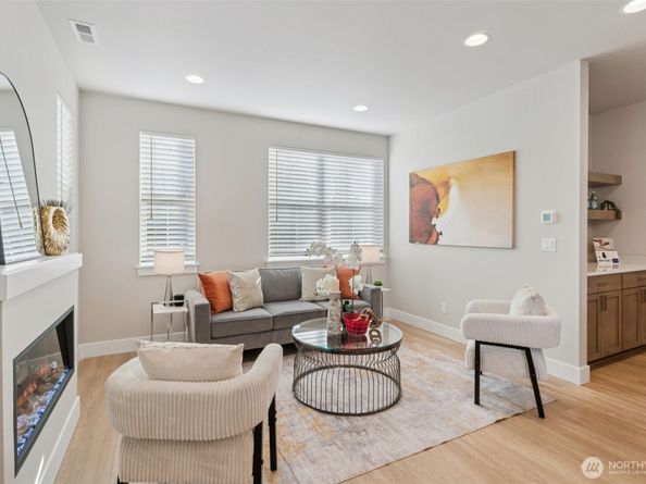 4275 Stossel Avenue, Carnation WA 98014