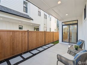 4275 Stossel Avenue, Carnation WA 98014