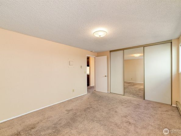 221 SW 154th Street 8, Burien WA 98166