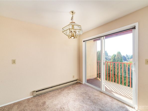 221 SW 154th Street 8, Burien WA 98166