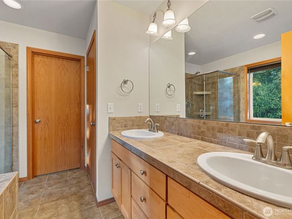 9301 53rd Avenue S, Seattle WA 98118