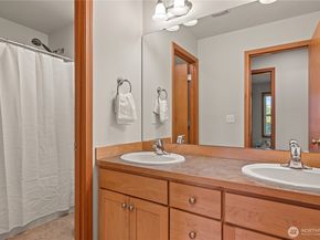 9301 53rd Avenue S, Seattle WA 98118