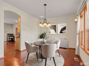 9301 53rd Avenue S, Seattle WA 98118