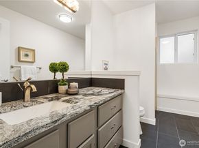 13550 127th Ave NE, Kirkland WA 98034