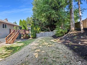 17714 160th Avenue SE, Renton WA 98058