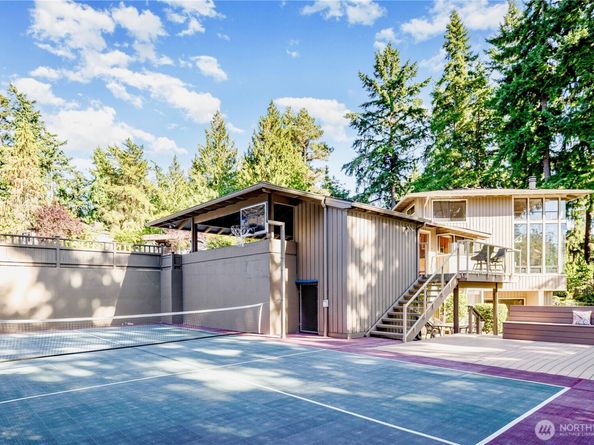 4103 106th Place NE, Kirkland WA 98033