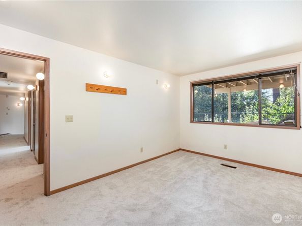 4103 106th Place NE, Kirkland WA 98033