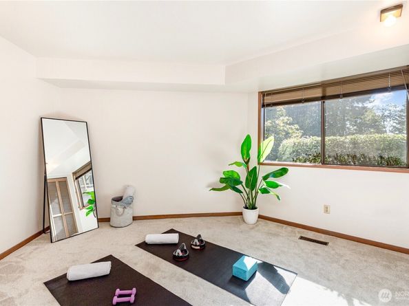 4103 106th Place NE, Kirkland WA 98033