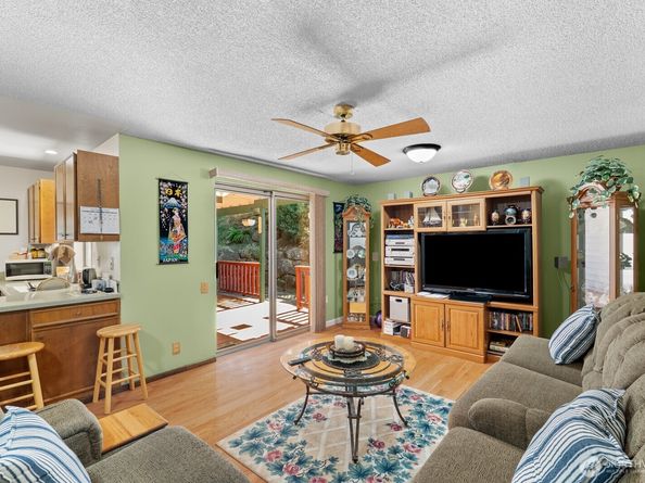 2205 Blaine Circle SE, Renton WA 98055