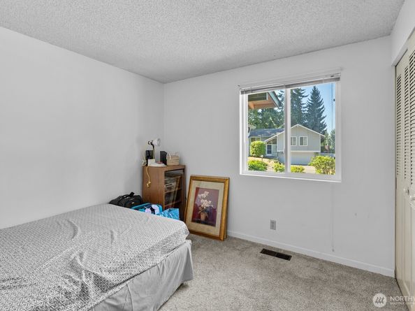 2205 Blaine Circle SE, Renton WA 98055