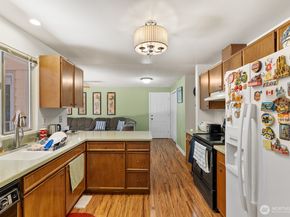 2205 Blaine Circle SE, Renton WA 98055