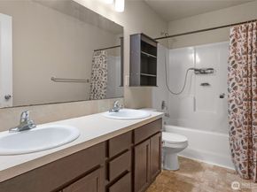 10330 White Deer Place, Silverdale WA 98388