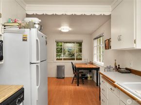 9521 12th Avenue NW, Seattle WA 98117