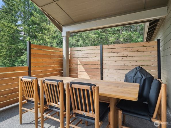1738 Lilypad Place E, Port Orchard WA 98366