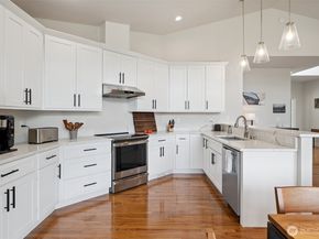 1738 Lilypad Place E, Port Orchard WA 98366