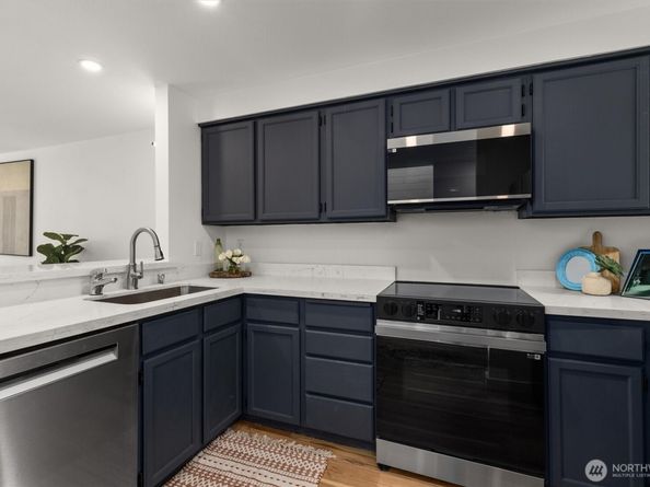 9641 NE 121st Lane, Kirkland WA 98034