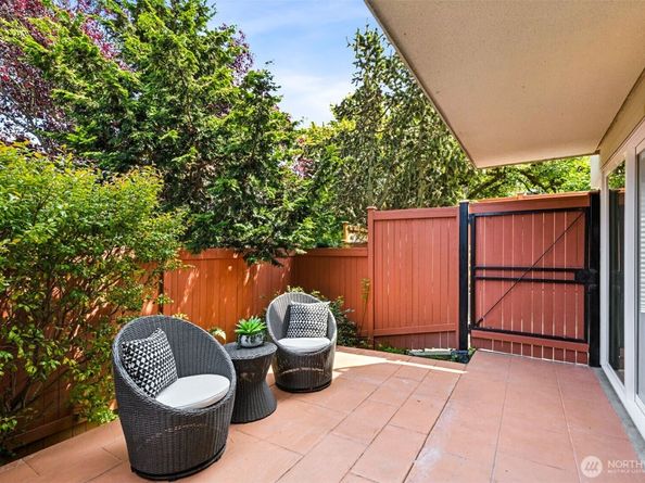 1613 California Avenue SW 101, Seattle WA 98116