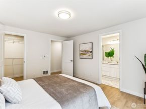 1613 California Avenue SW 101, Seattle WA 98116