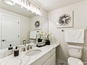 1613 California Avenue SW 101, Seattle WA 98116