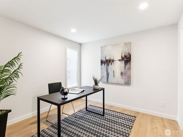 1613 California Avenue SW 101, Seattle WA 98116