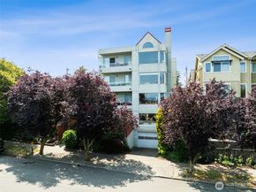 1613 California Avenue SW 101, Seattle WA 98116