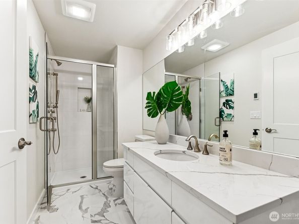 1613 California Avenue SW 101, Seattle WA 98116