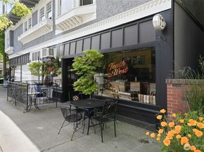 1909 10th Avenue W 203, Seattle WA 98119