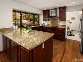 6220 146th Place SE, Bellevue WA 98006