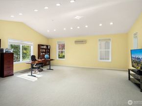 6220 146th Place SE, Bellevue WA 98006