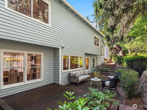 6220 146th Place SE, Bellevue WA 98006