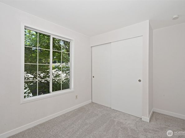 10263 NE 129th Lane, Kirkland WA 98034