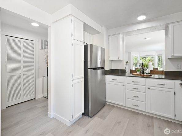 10263 NE 129th Lane, Kirkland WA 98034