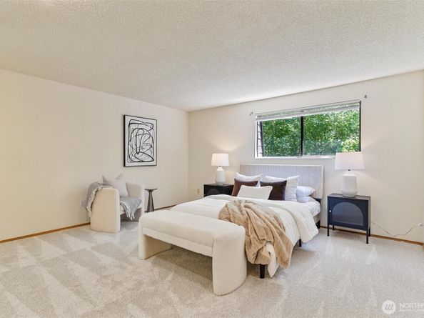 17726 NE 26th St., Redmond WA 98052